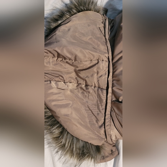 Vince Camuto Faux Fur Parka Jacket Women Medium - Picture 8 of 12